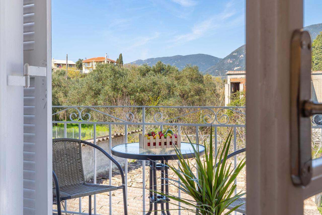 Albatross Apartments By Konnect, Ipsos Corfu Eksteriør bilde