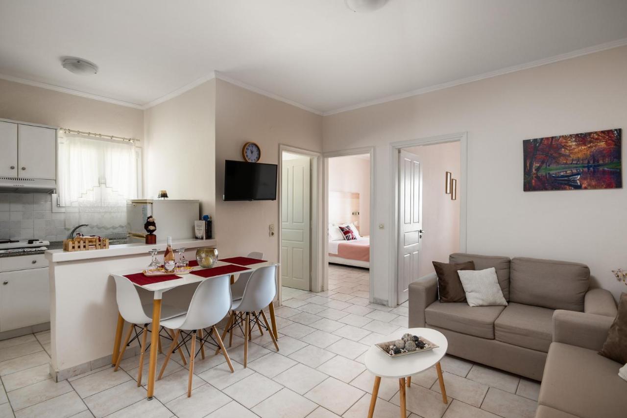 Albatross Apartments By Konnect, Ipsos Corfu Eksteriør bilde